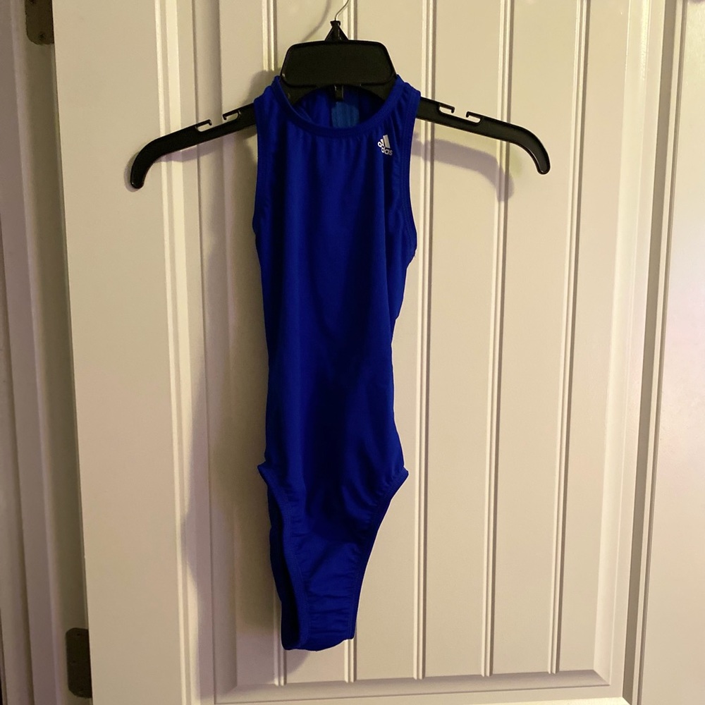Women’s swimsuit/water polo